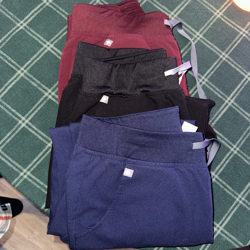 Set of 3 Figs Women's Scrub Pants - Burgundy (M\T), Black (M), Navy (M)